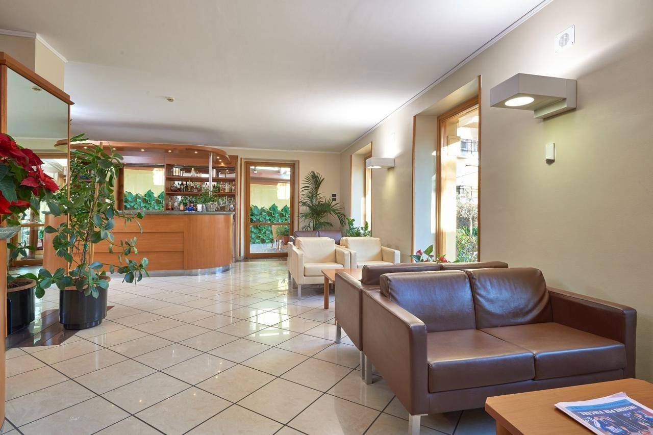 Hotel Careni Villa Italia Finale Ligure Exterior photo